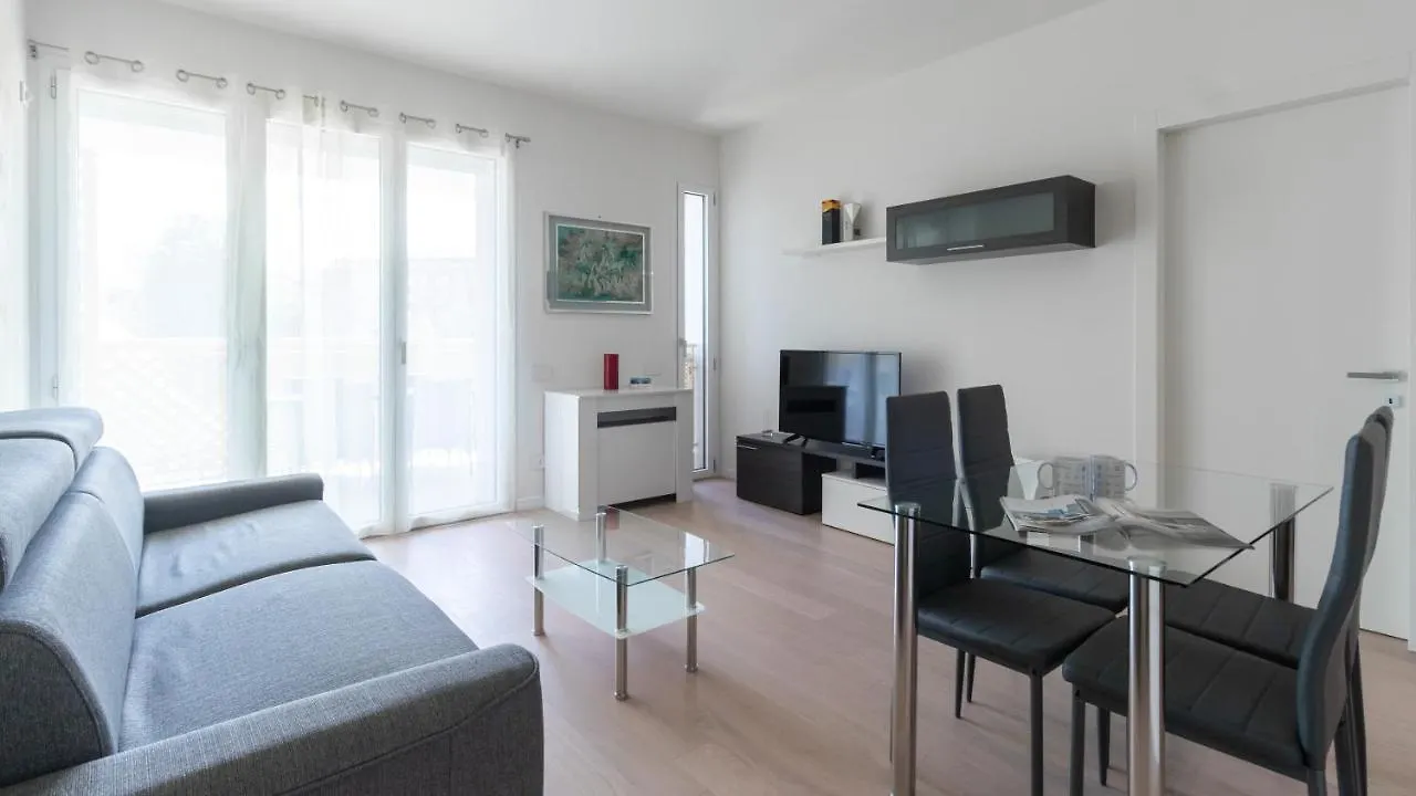 Italianway - Flavio Gioia Apartment Milan 0*,  Italy
